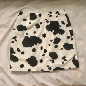 Apostrophe Cow Print Skirt Size 10